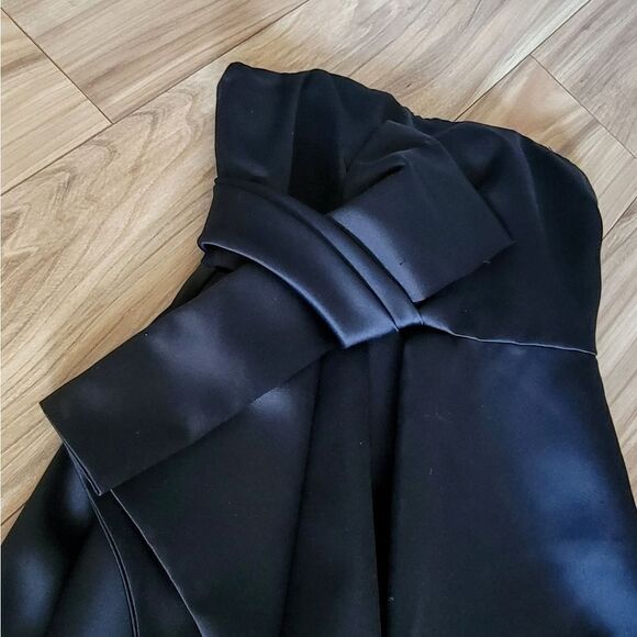 Haltston Heritage Satin Strapless Bow Front Cascading Cocktail Dress in Black - Picture 6 of 16